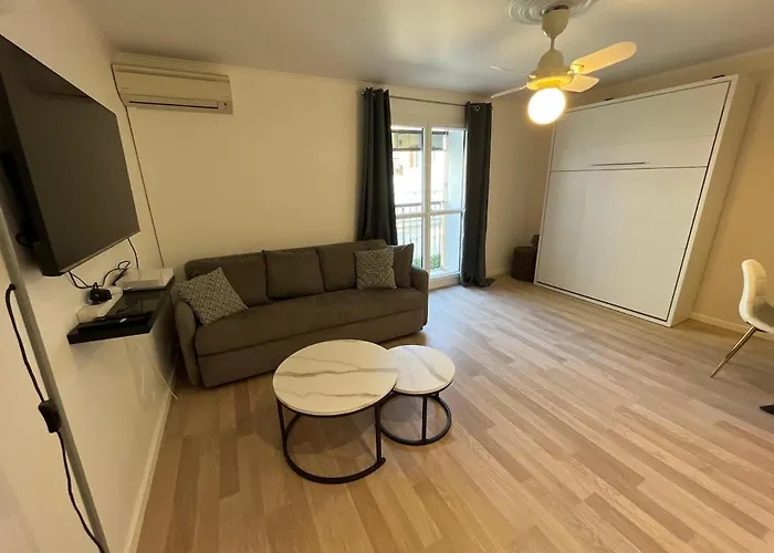 4 People Hyper Centre And Air Conditioning アパート カンヌ